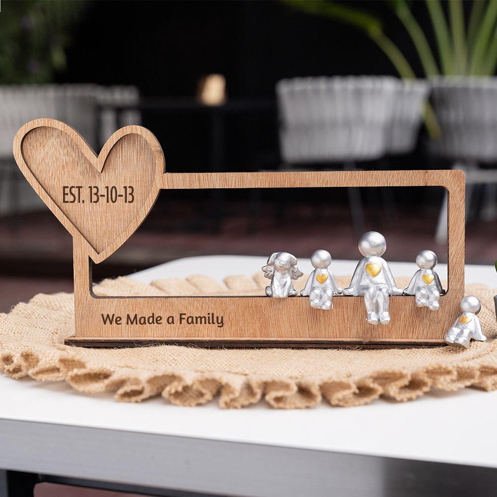 We Made A Family Personalised Sculpture Figurines For Christmas Day Gift Ideas